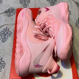 Breast cancer Nikes